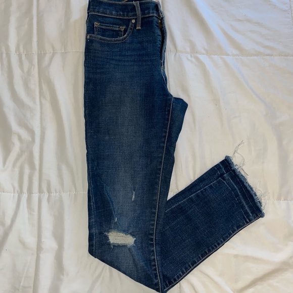 Levi’s 311 Shaping Skinny Jeans - Picture 2 of 4